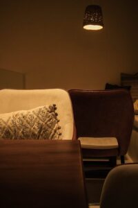 How to Create a Cosy and Inviting Living Room at Home